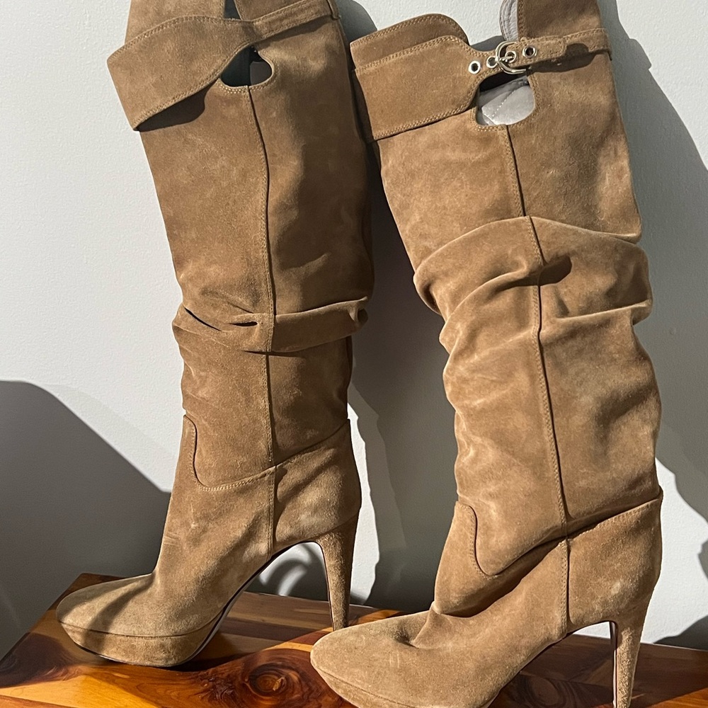 Sergio Rossi Tan Suede Slouch Knee Boots with Buckle - Picture 8 of 15
